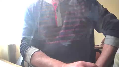 Snapshot of astelover chatting on February 10, 9:25 am astelover online show from February 10, 9:25 am