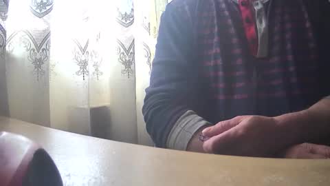 Snapshot of astelover chatting on September 28, 11:04 am astelover online show from September 28, 11:04 am