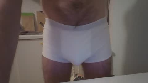 Snapshot of astleitx chatting on December 3, 8:18 pm astleitx online show from December 3, 8:18 pm