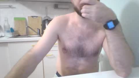 Snapshot of astleitx chatting on December 5, 5:09 pm astleitx online show from December 5, 5:09 pm