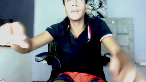 Snapshot of aston_vera chatting on September 20, 5:25 pm Aston online show from September 20, 5:25 pm