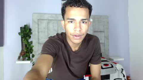 Snapshot of aston_vera chatting on September 23, 4:04 am Aston online show from September 23, 4:04 am