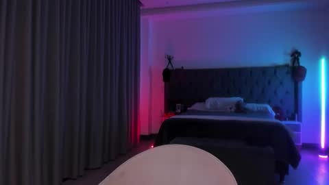 astonhills online show from September 19, 12:12 am