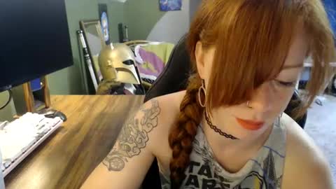Snapshot of astraeasiren chatting on June 8, 5:02 pm AstraeaSiren online show from June 8, 5:02 pm