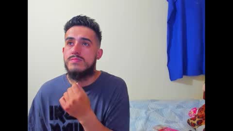 Mag and Molly online show from November 4, 3:05 am