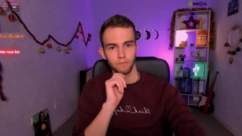 astren online show from January 7, 8:11 pm