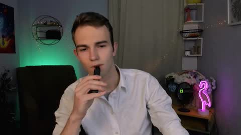 astren online show from January 16, 8:13 pm