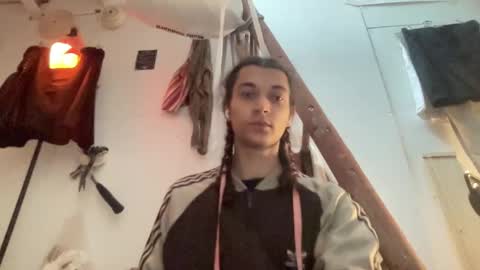 Astro Doll online show from December 20, 1:22 pm