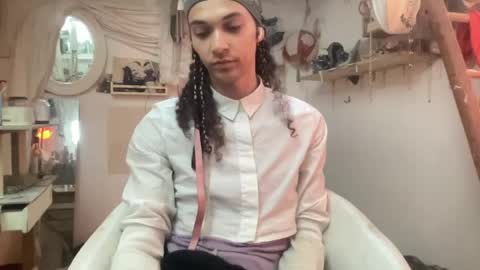 Astro Doll online show from May 4, 5:53 pm