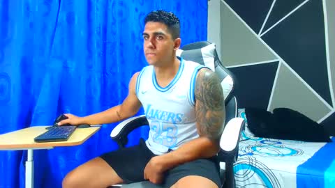 Astrom model independent online show from September 30, 1:38 pm