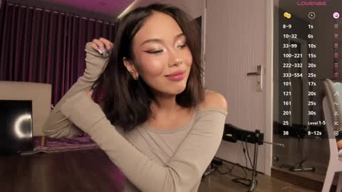 Snapshot of asuno_ chatting on September 18, 2:19 pm Follow my TG Channel for 3 tokens only online show from September 18, 2:19 pm