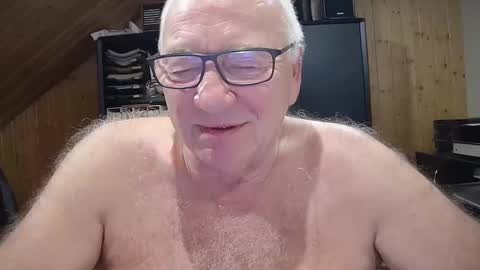 asusandy online show from November 16, 1:33 am