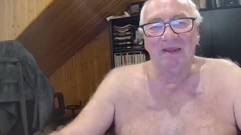 asusandy online show from May 15, 11:56 pm