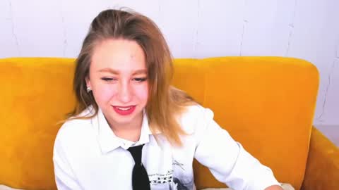 Snapshot of asyapink chatting on February 18, 1:32 am AsyaPink online show from February 18, 1:32 am