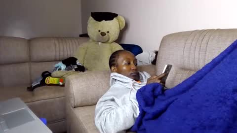 Snapshot of atara_seren chatting on May 12, 5:15 am atara_seren online show from May 12, 5:15 am