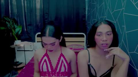 Snapshot of atashakendall chatting on December 2, 1:33 am atashakendall online show from December 2, 1:33 am