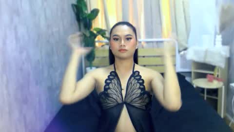 atashakendall online show from February 5, 1:21 am