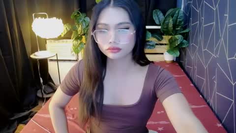 atashakendall online show from April 21, 4:12 pm