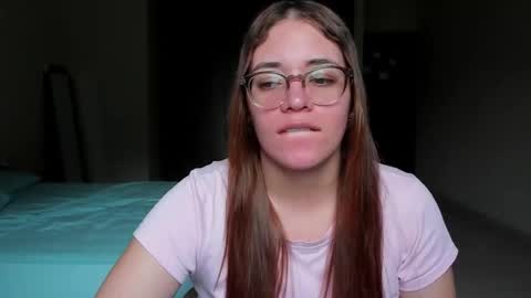 atenas online show from February 4, 7:00 pm