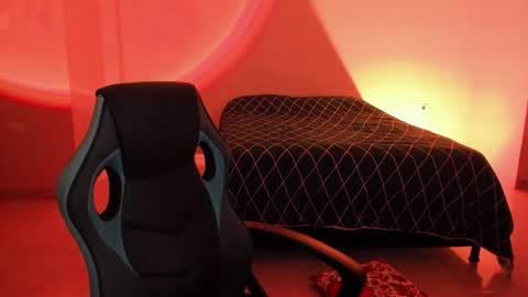 atenas online show from September 15, 9:20 am