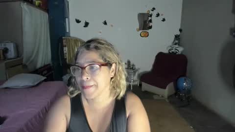 atenea412929 online show from November 7, 9:48 pm