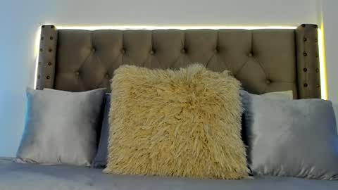 Atenea Hank online show from January 5, 6:02 pm