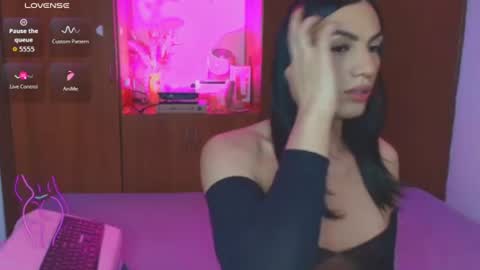 Snapshot of atenea_fit chatting on July 14, 6:18 am atenea_fit online show from July 14, 6:18 am