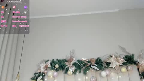 ATENEA ROBERTS Sofia online show from December 17, 1:18 am