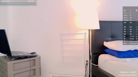 Snapshot of athena_makri05 chatting on April 24, 8:11 pm ATENEA MAKRI online show from April 24, 8:11 pm