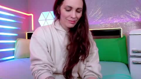Athena Autumn online show from June 3, 2:36 am