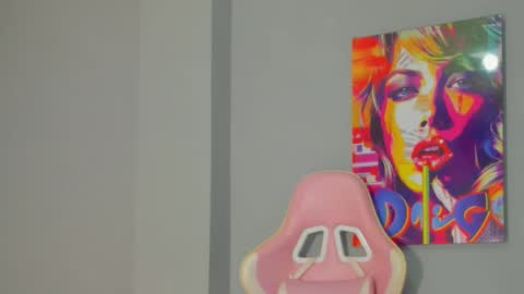 Snapshot of athenea__fox chatting on December 22, 12:35 pm athenea__fox online show from December 22, 12:35 pm