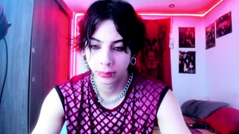 athenauwu online show from December 28, 5:44 am