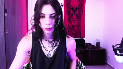 Snapshot of atheneoo_ chatting on May 24, 6:29 am athenauwu online show from May 24, 6:29 am