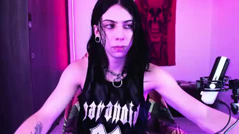 Snapshot of atheneoo_ chatting on July 23, 7:06 am athenauwu online show from July 23, 7:06 am