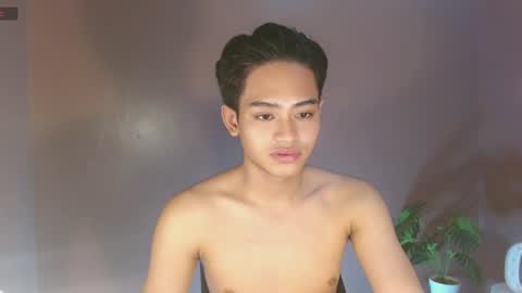 Snapshot of athisamoore chatting on September 9, 4:17 pm athisamoore online show from September 9, 4:17 pm