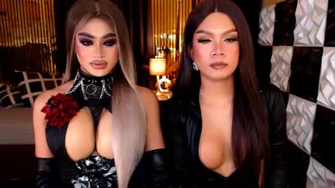 athisamoore online show from April 25, 1:41 pm