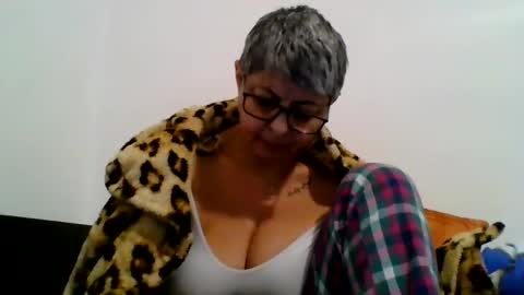 atikaarea online show from December 27, 3:04 pm