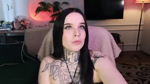 online every day between 10am-23pm online show from April 22, 7:55 am