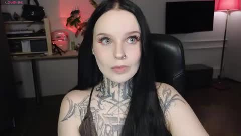 Snapshot of atomic_ketchup chatting on July 23, 7:45 pm online every day between 10am-23pm online show from July 23, 7:45 pm