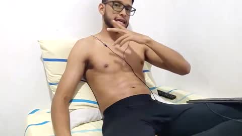 Snapshot of atorres21 chatting on January 19, 2:57 am Torres online show from January 19, 2:57 am