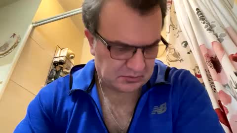 atozzzz online show from November 12, 4:13 am