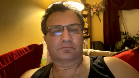 Snapshot of atozzzz chatting on May 25, 3:56 am atozzzz online show from May 25, 3:56 am