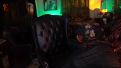 Snapshot of audrey_ chatting on February 3, 6:40 am Audrey online show from February 3, 6:40 am