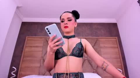 Audrey Hayworth online show from January 10, 10:06 am