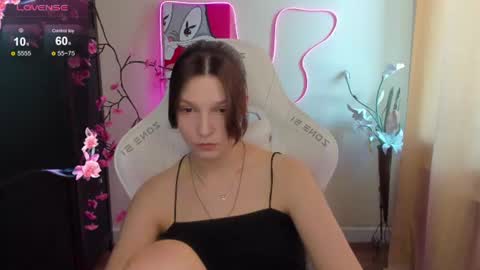 Snapshot of audreyykim chatting on June 15, 8:16 am Audrey online show from June 15, 8:16 am