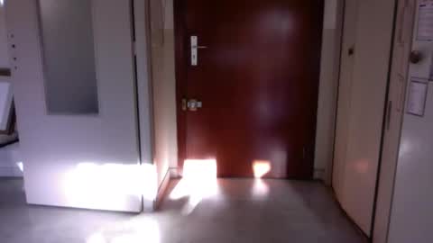 auguste061400 online show from December 16, 9:03 am