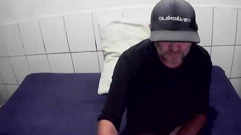 cesar augusto online show from April 20, 6:42 pm