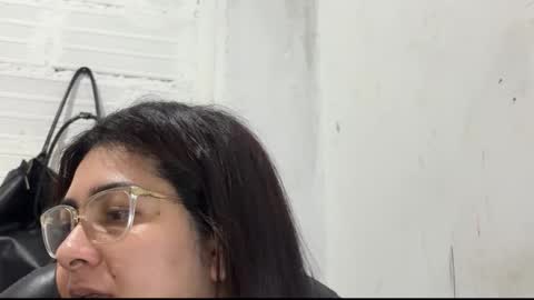 Aura online show from September 22, 6:43 pm