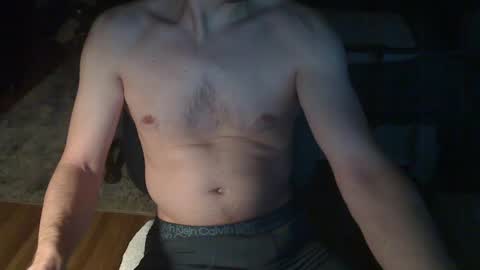 Snapshot of aureo12 chatting on February 2, 3:43 am aureo12 online show from February 2, 3:43 am