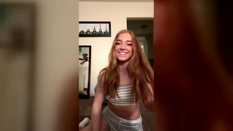 auriamist online show from February 10, 7:23 am